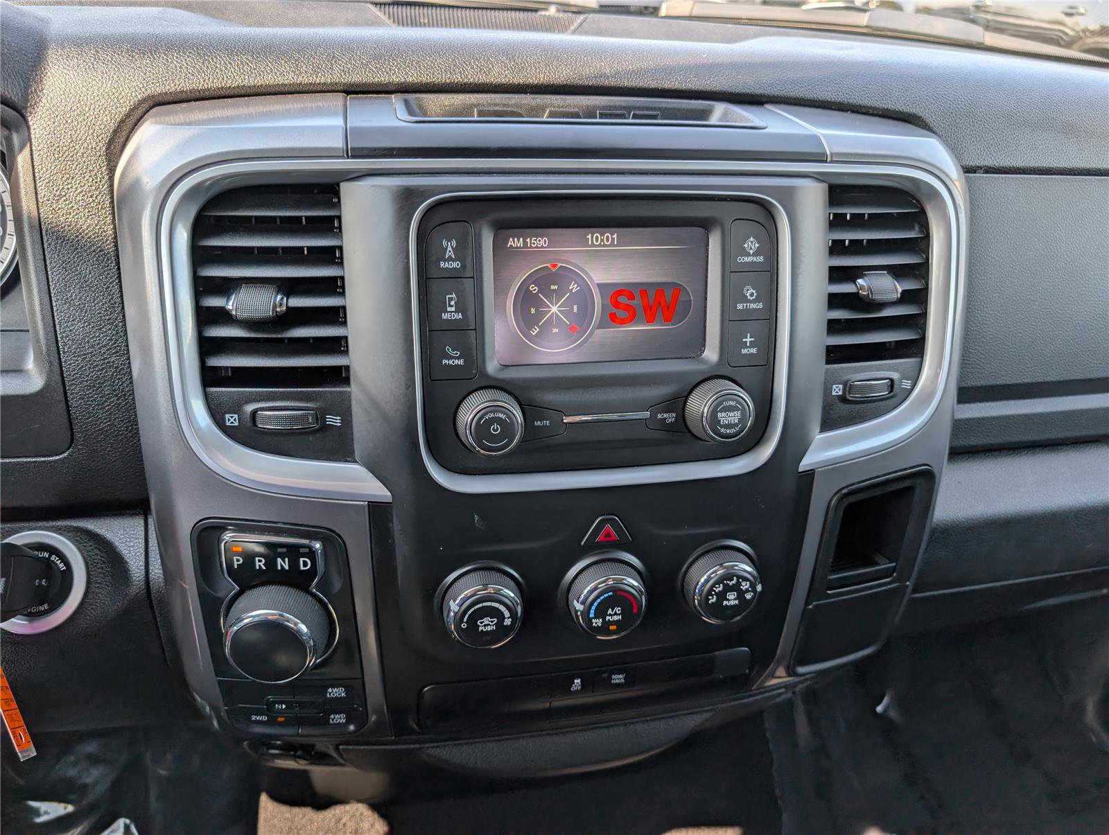 Used 2024 RAM 1500 Classic SLT AWD/4WD image 23
