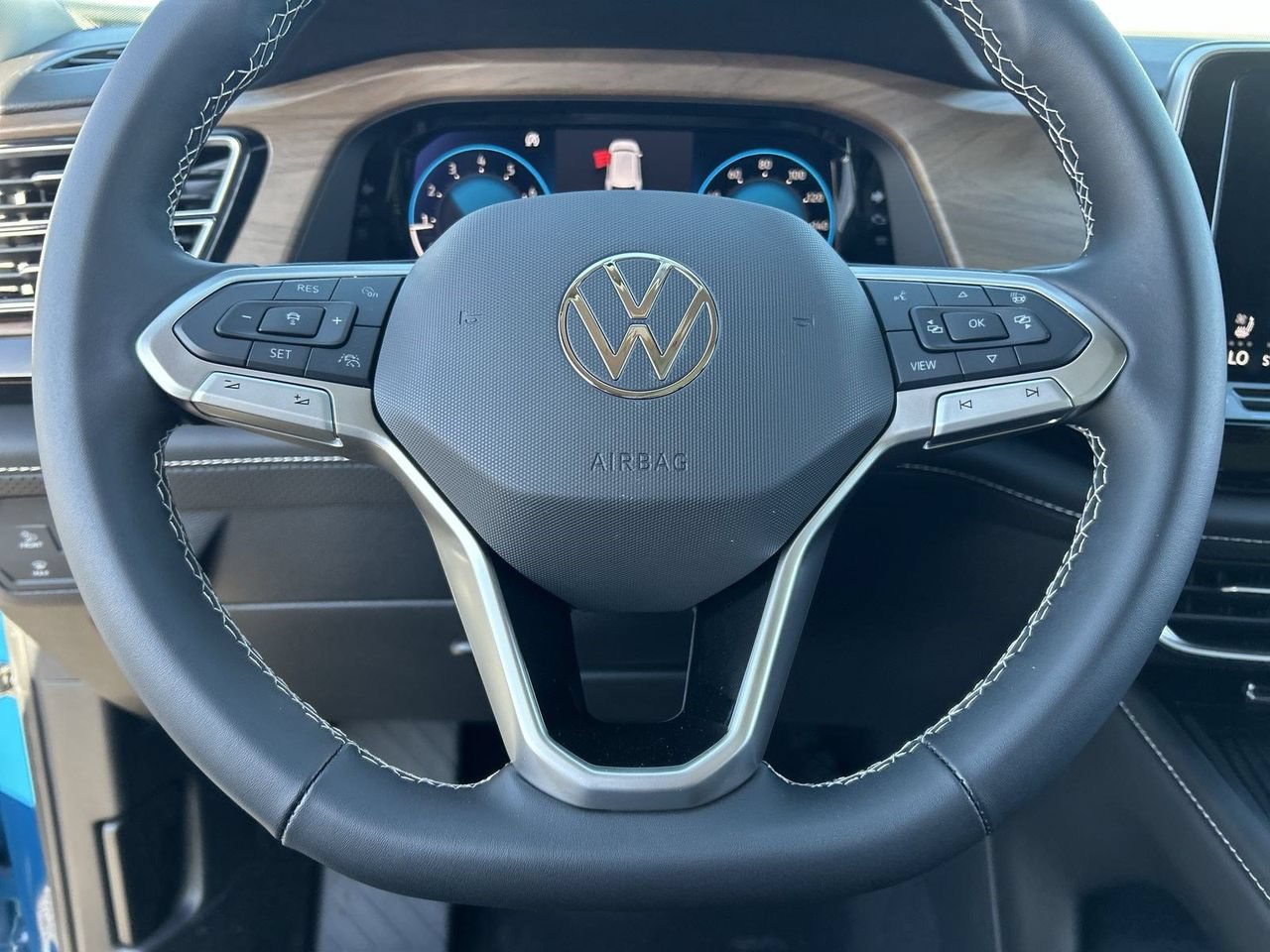 New 2026 Volkswagen Atlas SE FWD image 19