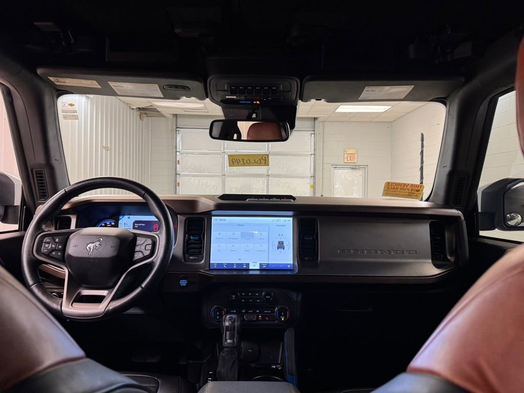 Used 2022 Ford Bronco Outer Banks image 18