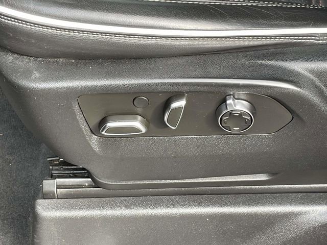 Used 2022 GMC Sierra 1500 AT4X image 14