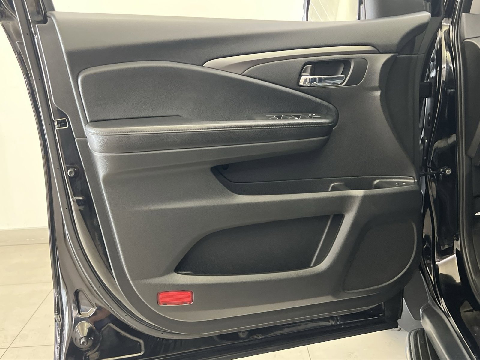 Used 2018 Honda Pilot EX-L image 37