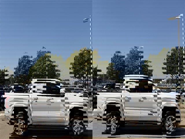 New 2025 Toyota Tacoma 4x4 Double Cab image 3