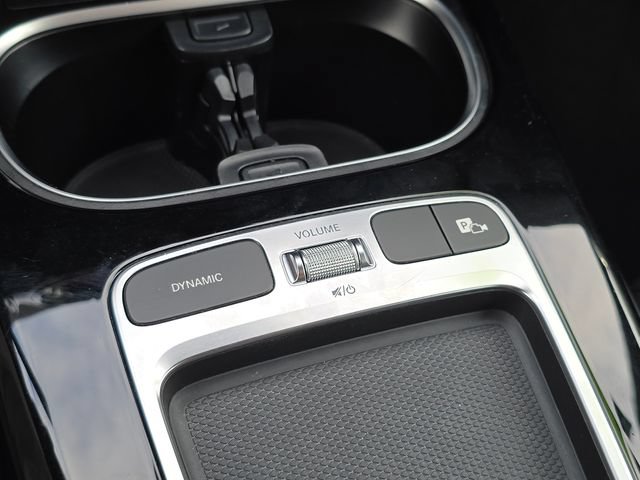 Used 2025 Mercedes-Benz CLA 250 4MATIC image 20