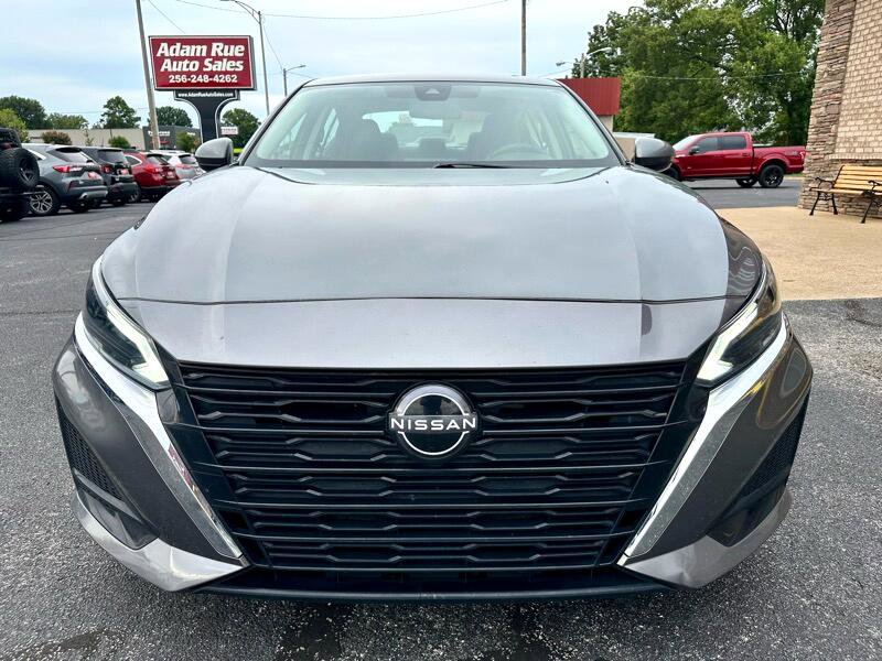 Used 2023 Nissan Altima 2.5 SV image 3