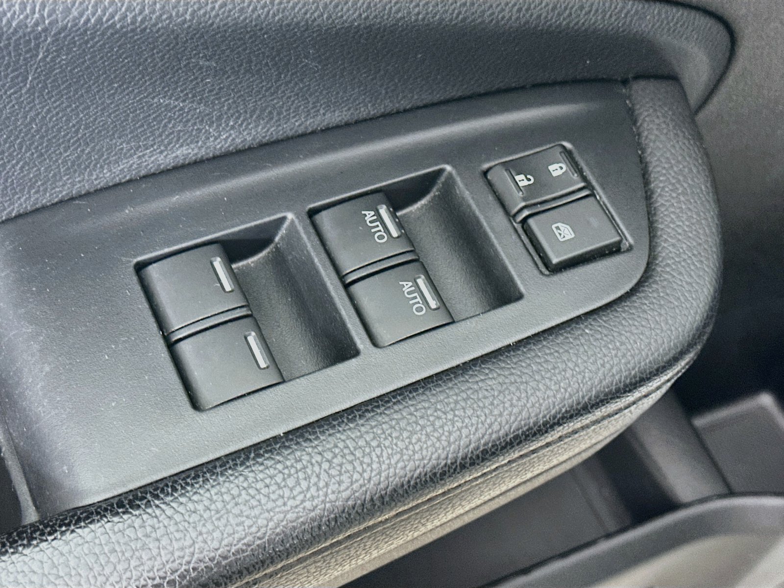 Used 2021 Honda Pilot EX-L image 17