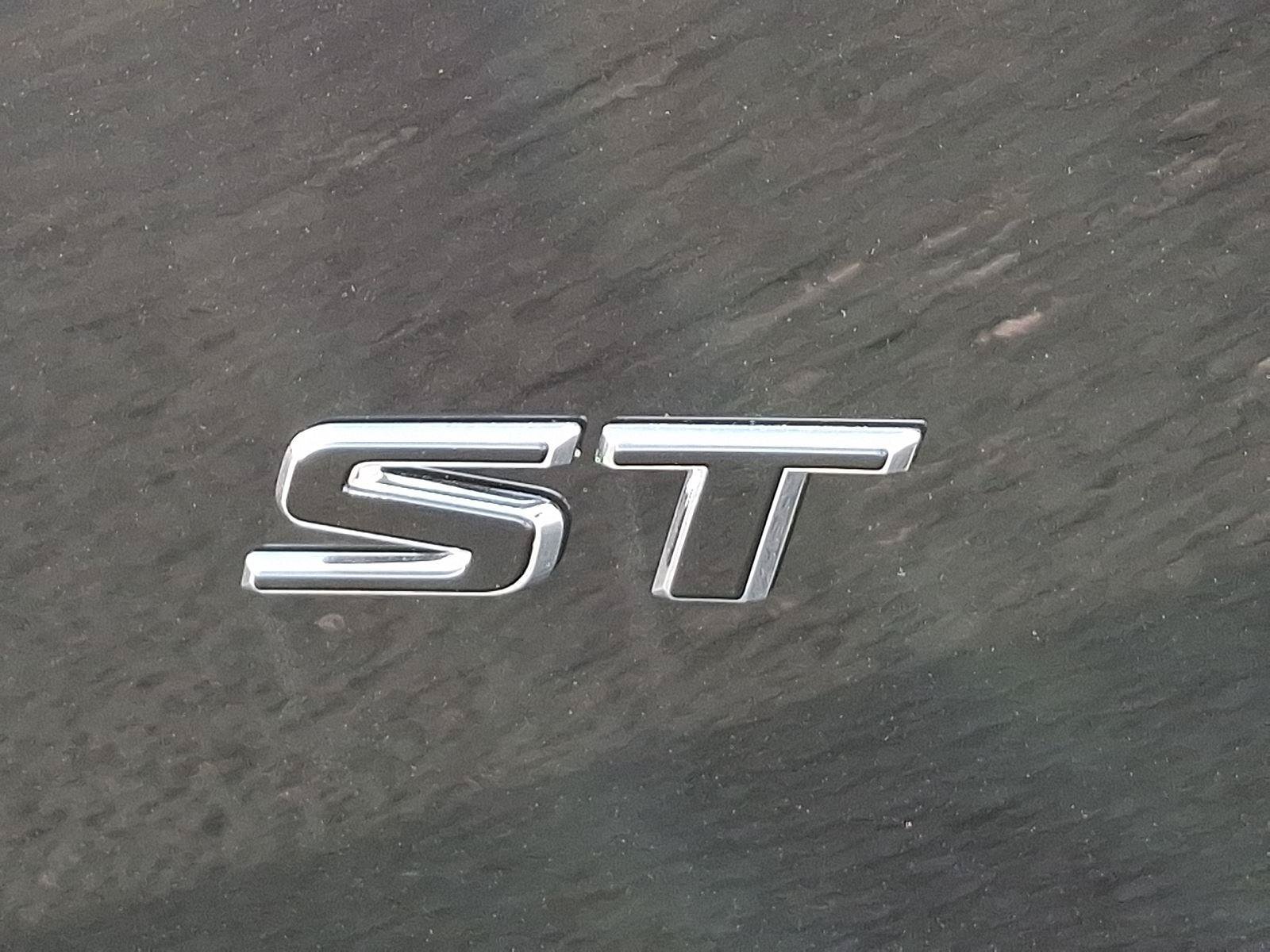 New 2026 Buick Envision Sport Touring AWD/4WD image 12