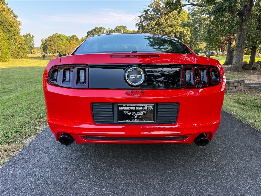 Used 2013 Ford Mustang GT Premium RWD image 23