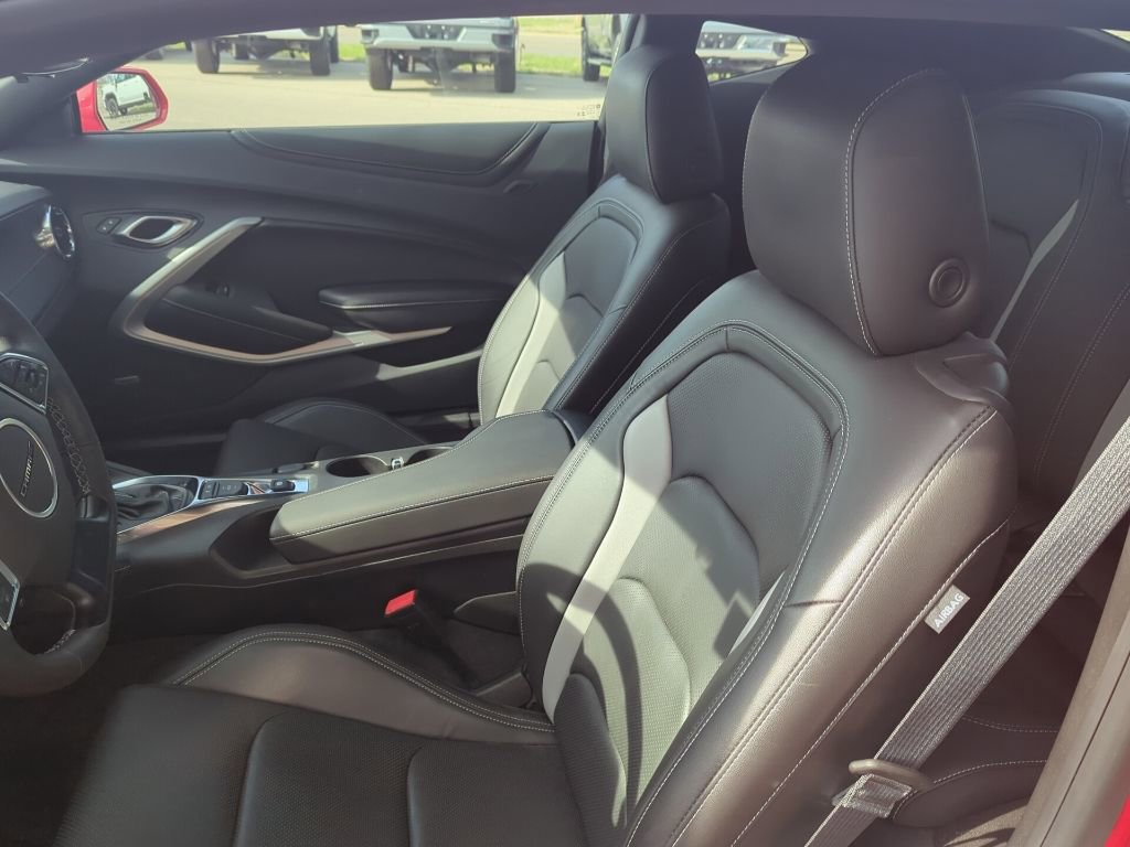 Used 2024 Chevrolet Camaro LT w/ RS Package image 20