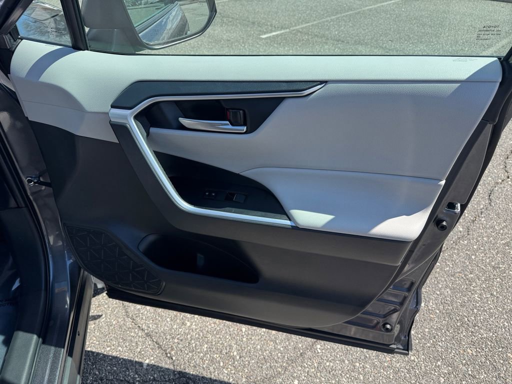 Used 2025 Toyota RAV4 XLE Premium w/ Weather Package image 17