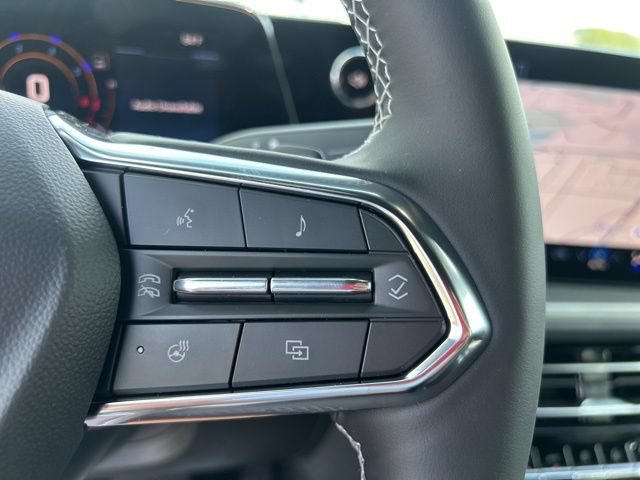 New 2026 Chevrolet Traverse LT w/ Sun and Wheel Package FWD image 20