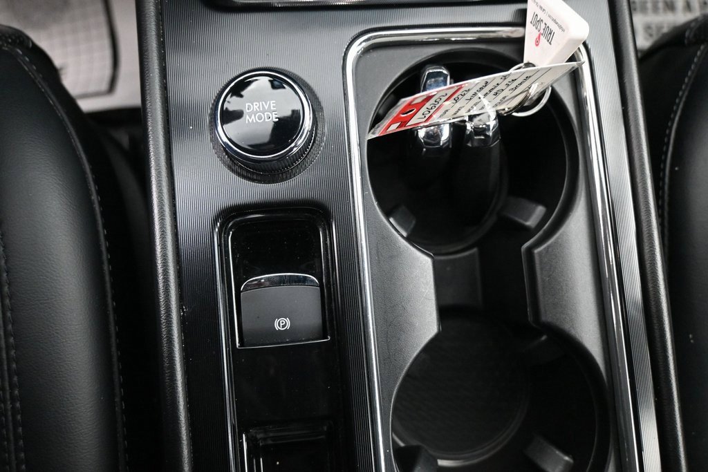 Used 2022 Lincoln Corsair AWD w/ Equipment Group 101A image 15