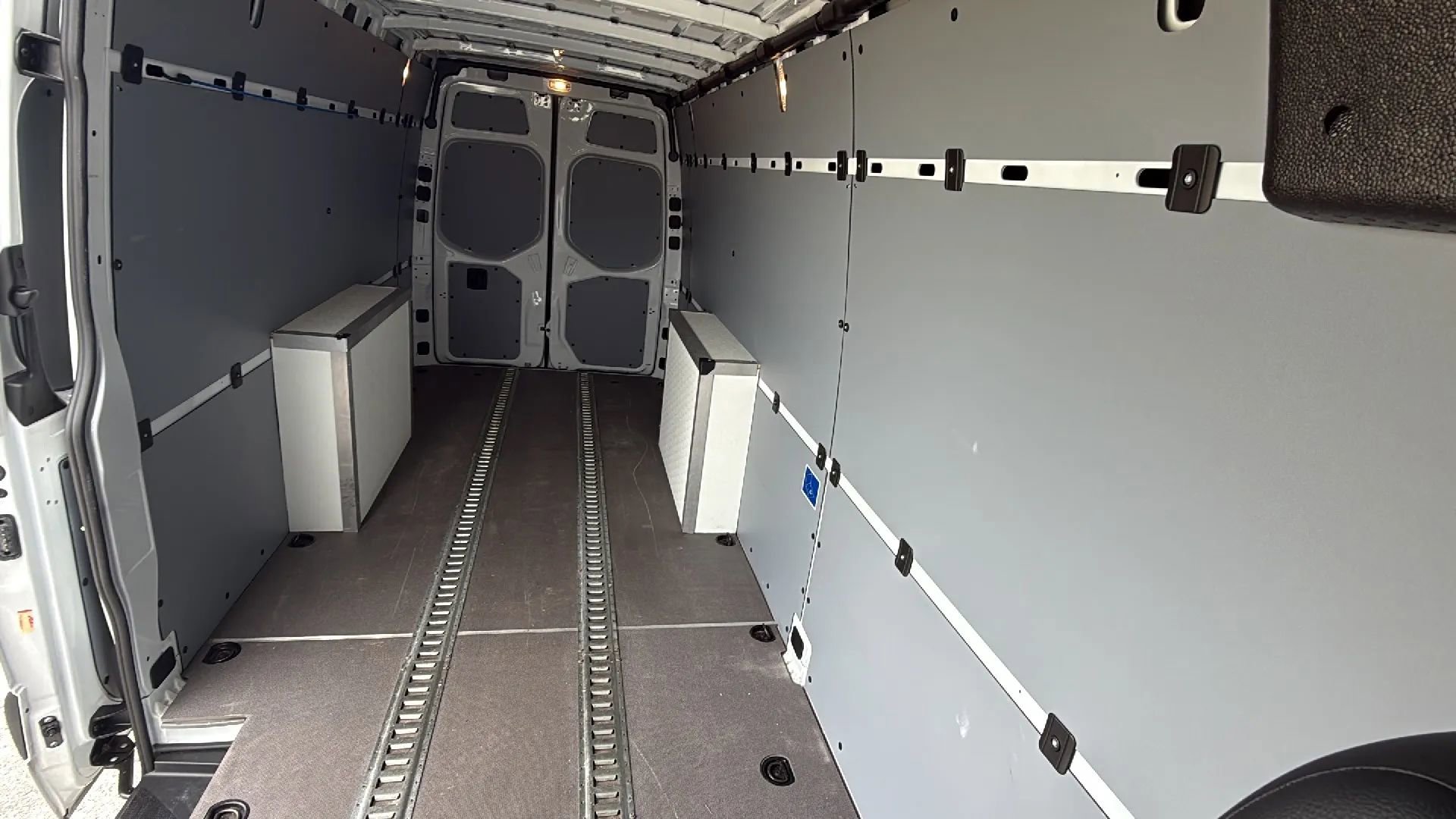 Used 2024 Mercedes-Benz Sprinter 2500 w/ Acoustic Package image 12