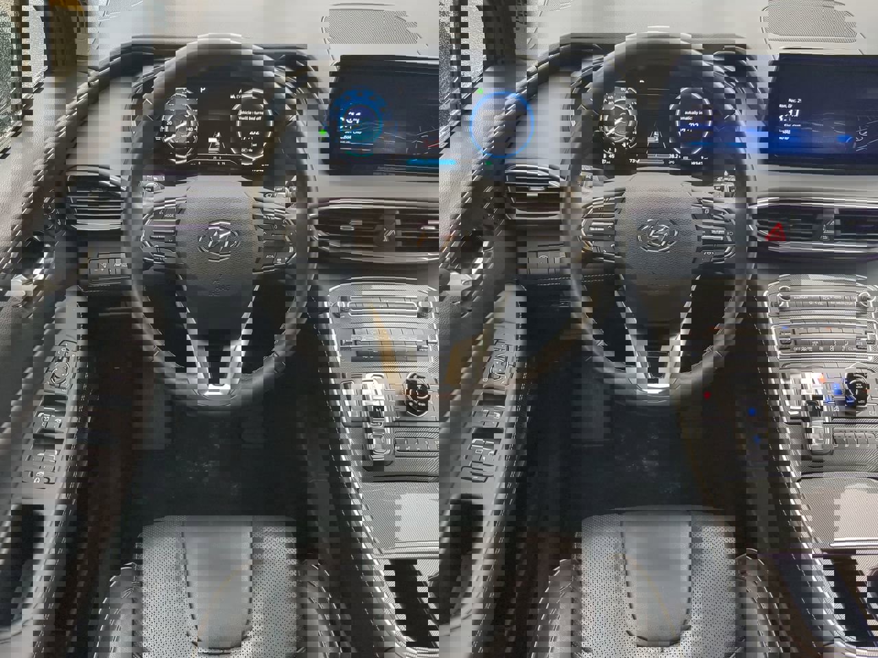 Certified 2021 Hyundai Santa Fe Limited w/ Cargo Package image 14