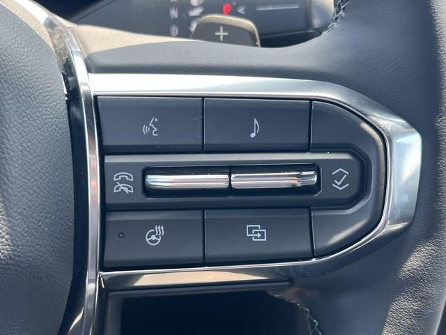 New 2025 GMC Acadia Elevation image 14