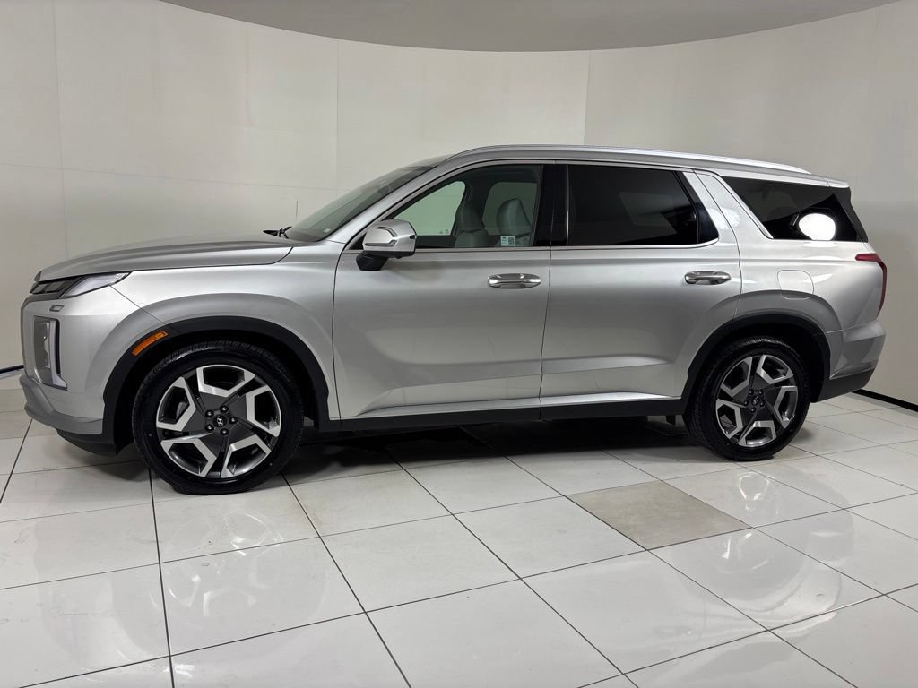 Used 2024 Hyundai Palisade SEL AWD/4WD image 2