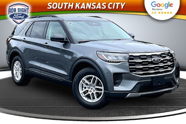 New 2026 Ford Explorer Active AWD/4WD image 2