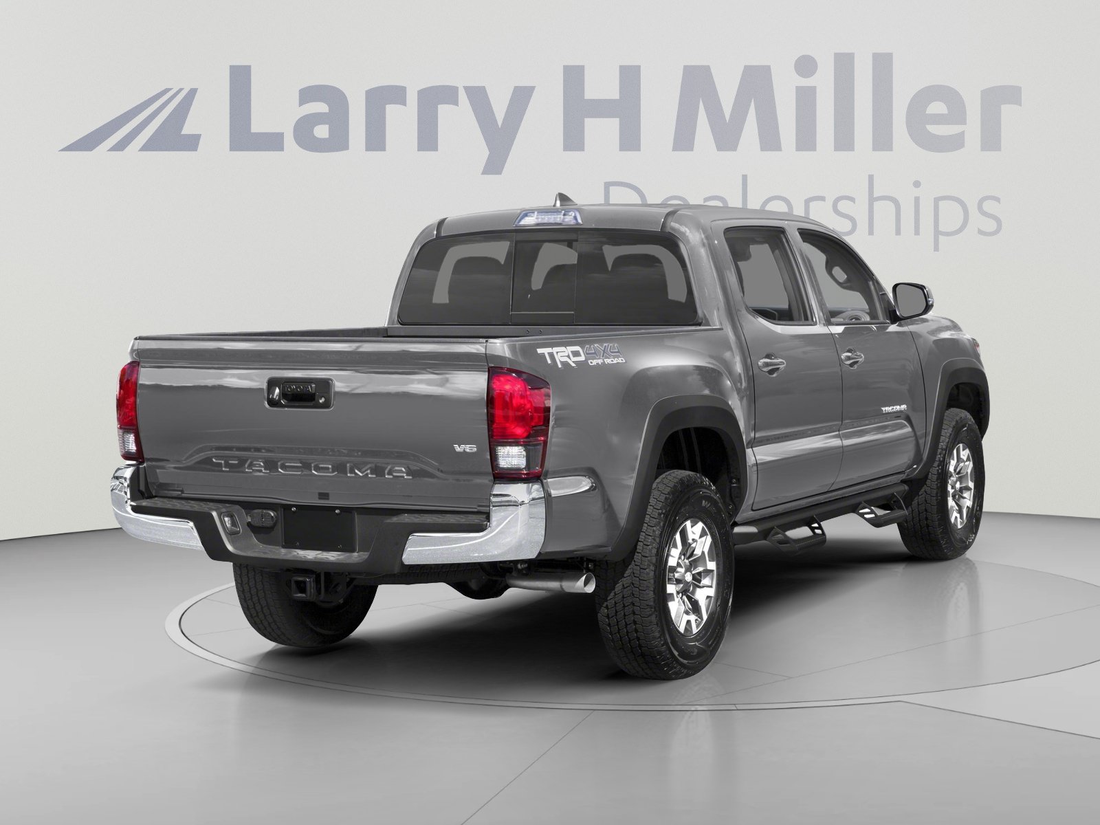 Used 2019 Toyota Tacoma TRD Off-Road AWD/4WD image 2