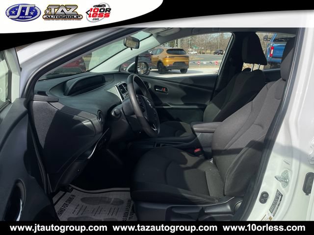 Used 2019 Toyota Prius L Eco FWD image 10