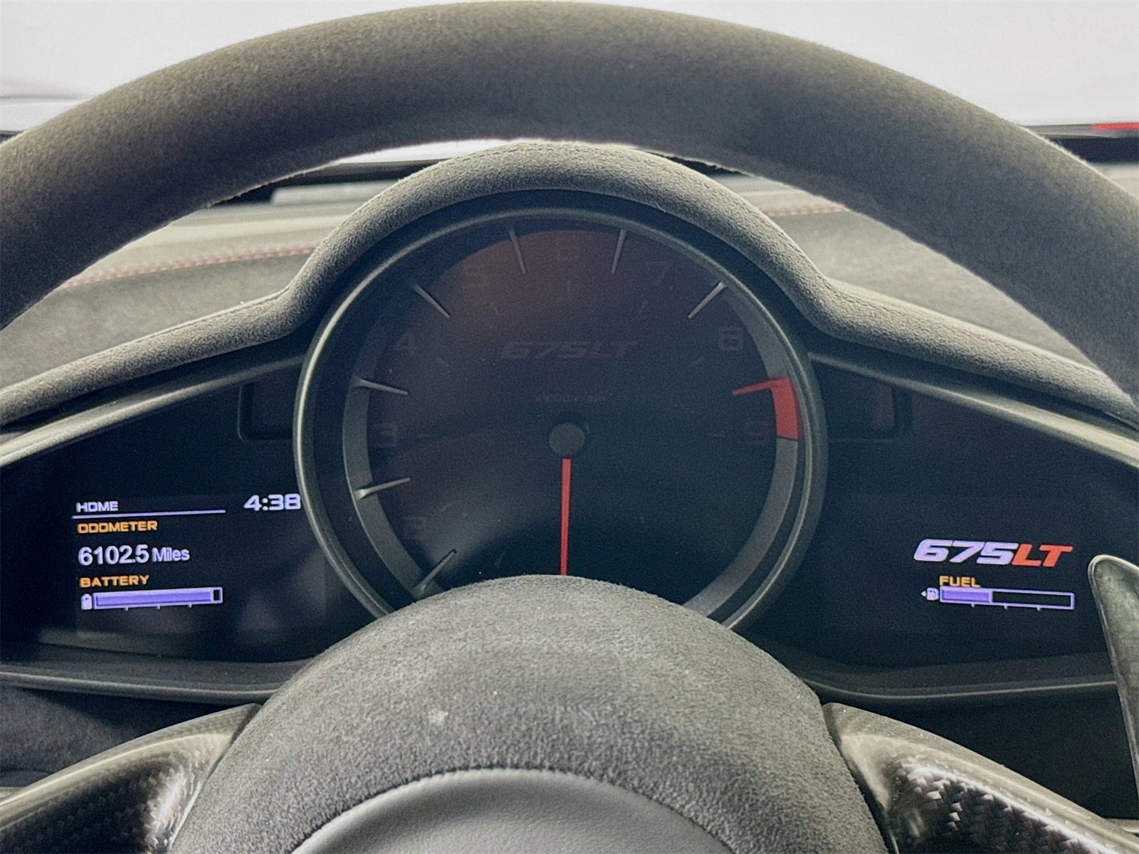 Used 2016 McLaren 675LT Spider image 12