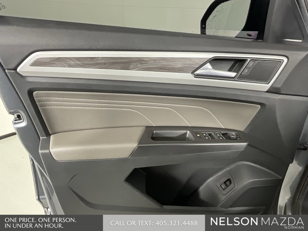 Used 2023 Volkswagen Atlas Cross Sport SE image 20