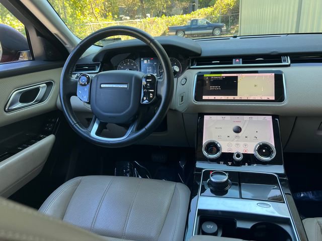 Used 2018 Land Rover Range Rover Velar S image 18