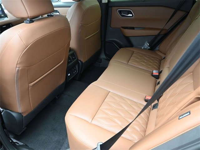 New 2026 Nissan Rogue Platinum image 11