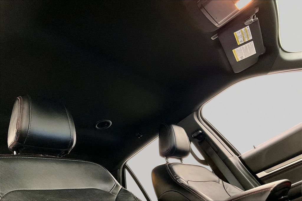 Used 2018 Ford Explorer Sport w/ Ford Safe & Smart Package AWD/4WD image 28