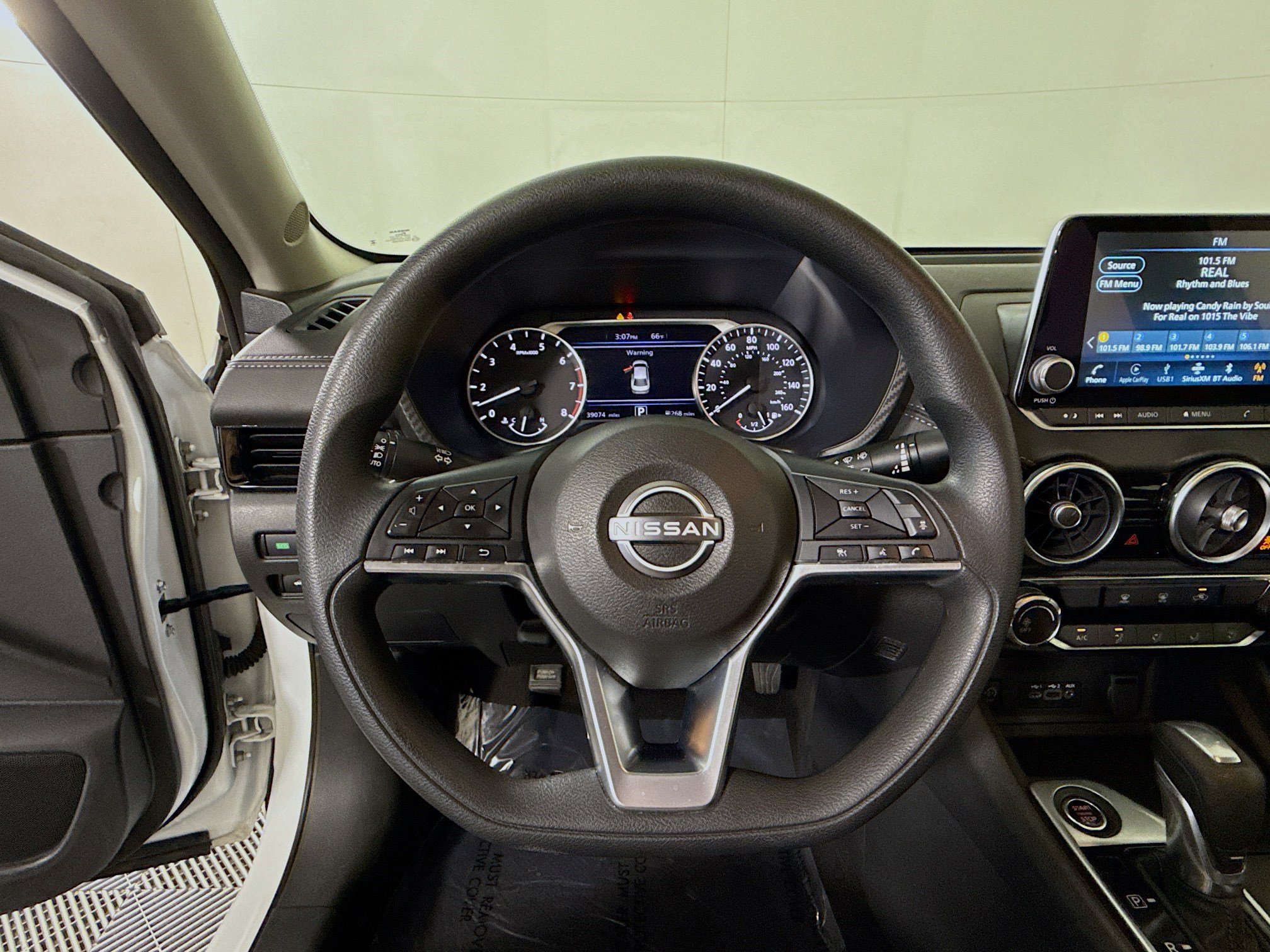 Used 2024 Nissan Sentra SV image 13