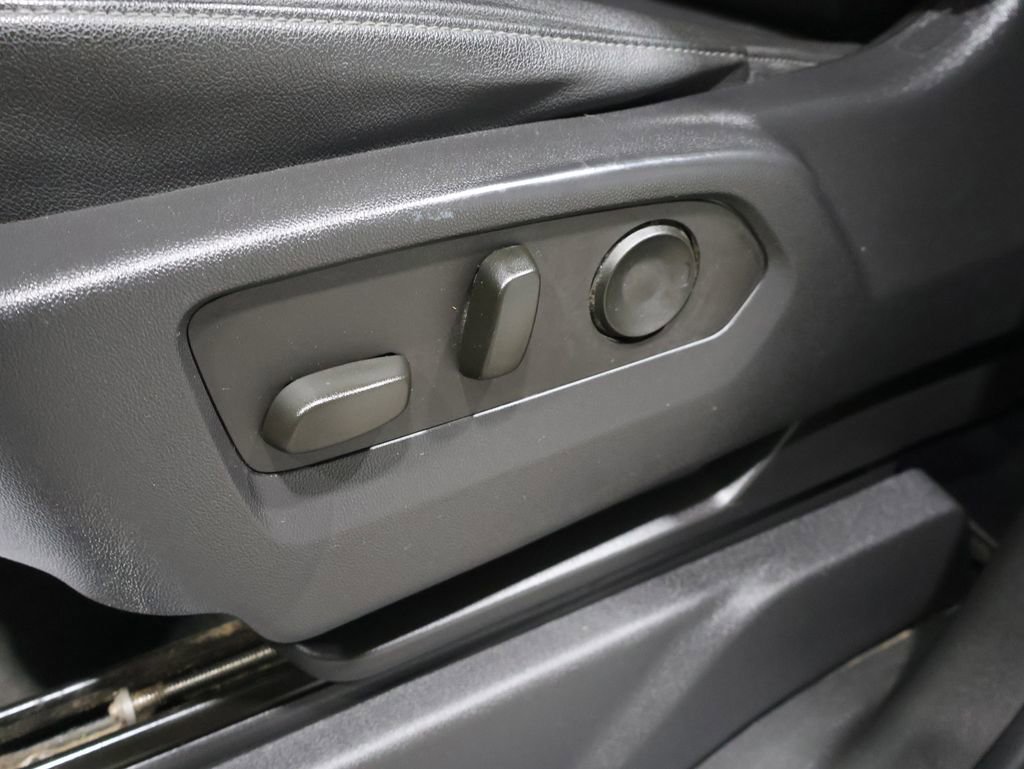 Used 2023 GMC Sierra 1500 SLT w/ SLT Convenience Package image 22