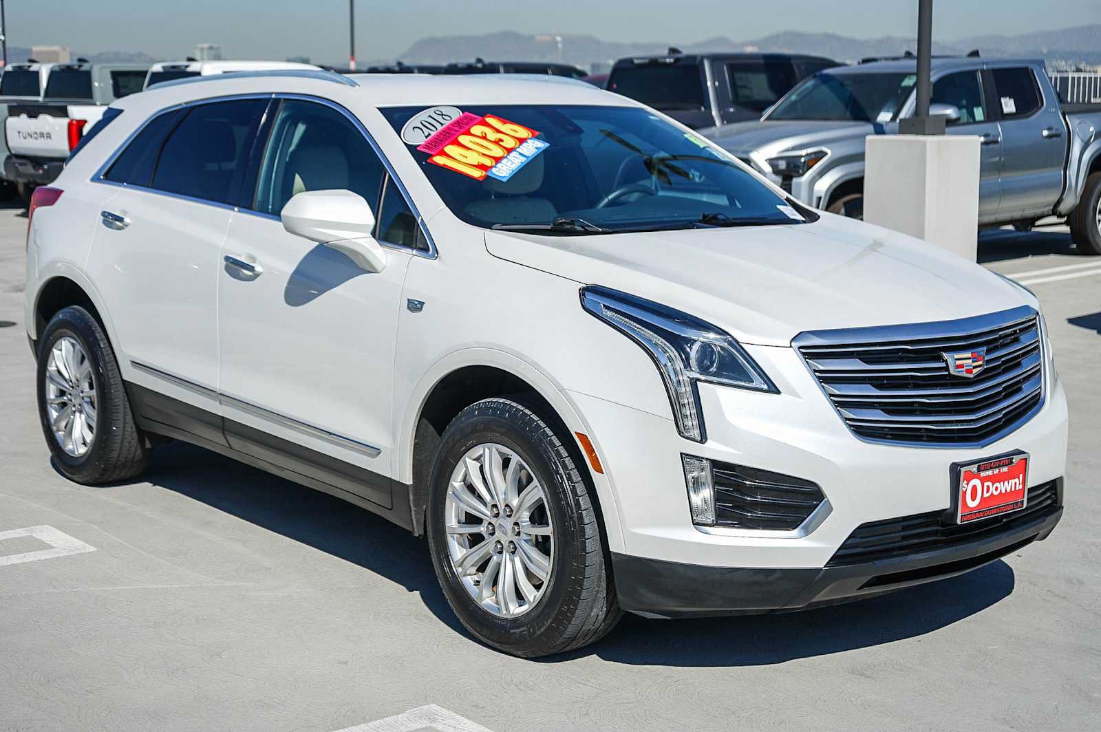 Used 2018 Cadillac XT5 FWD image 3