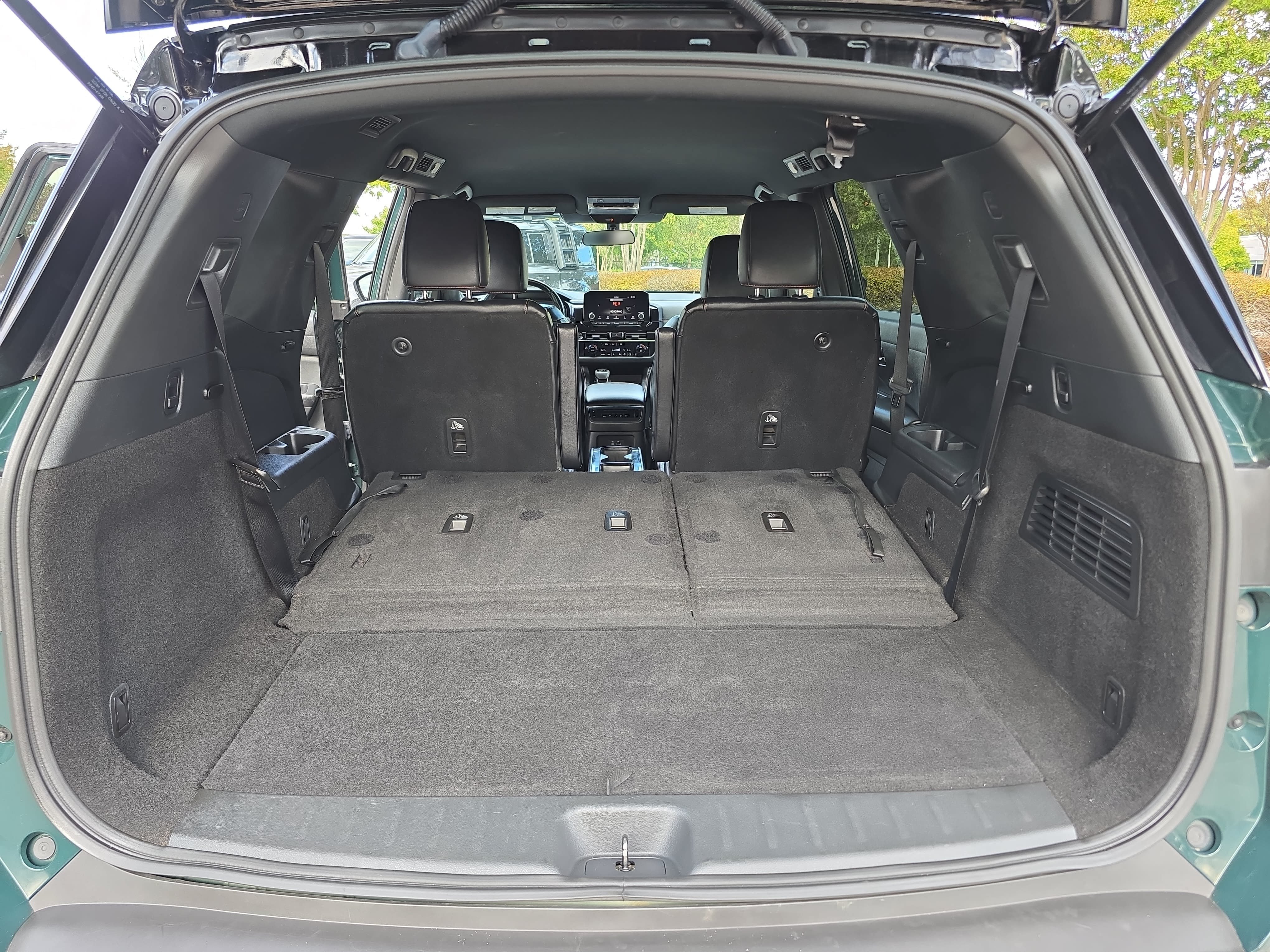 Used 2023 Nissan Pathfinder Rock Creek AWD/4WD image 13