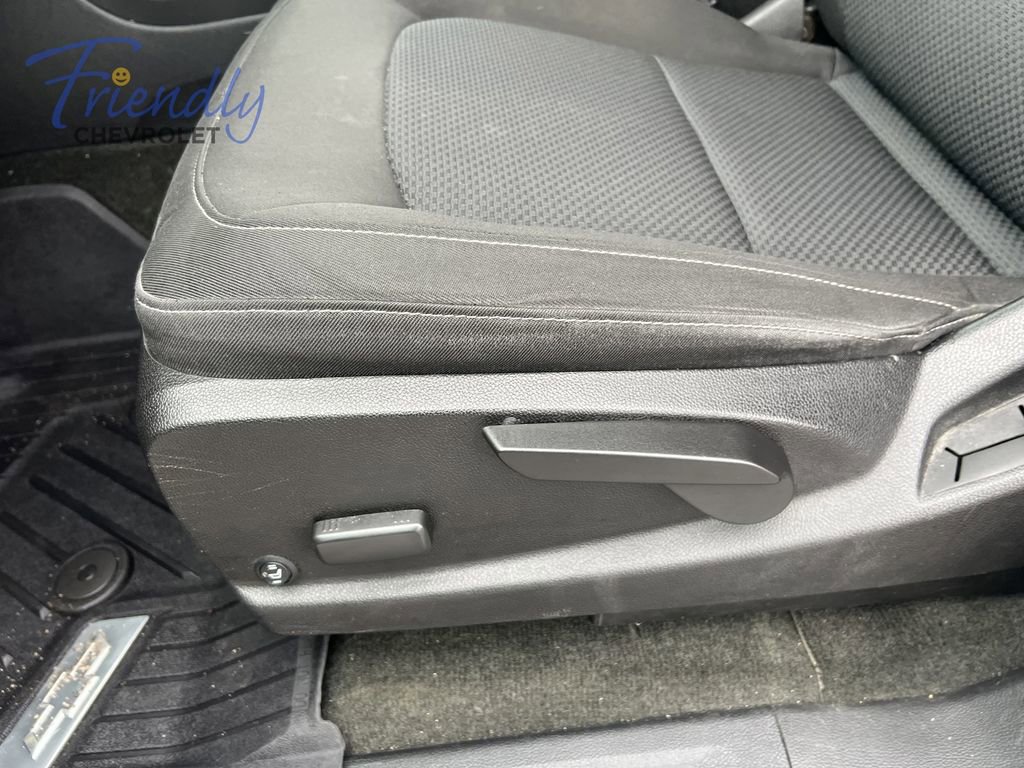 Used 2017 Chevrolet Colorado LT w/ LT Convenience Package AWD/4WD image 17