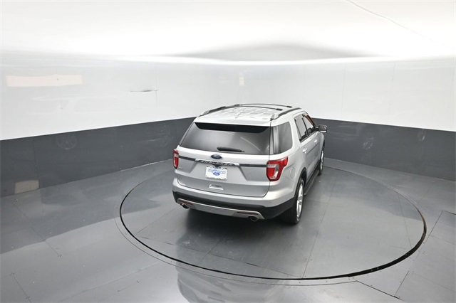 Certified 2017 Ford Explorer XLT w/ Equipment Group 201A image 26