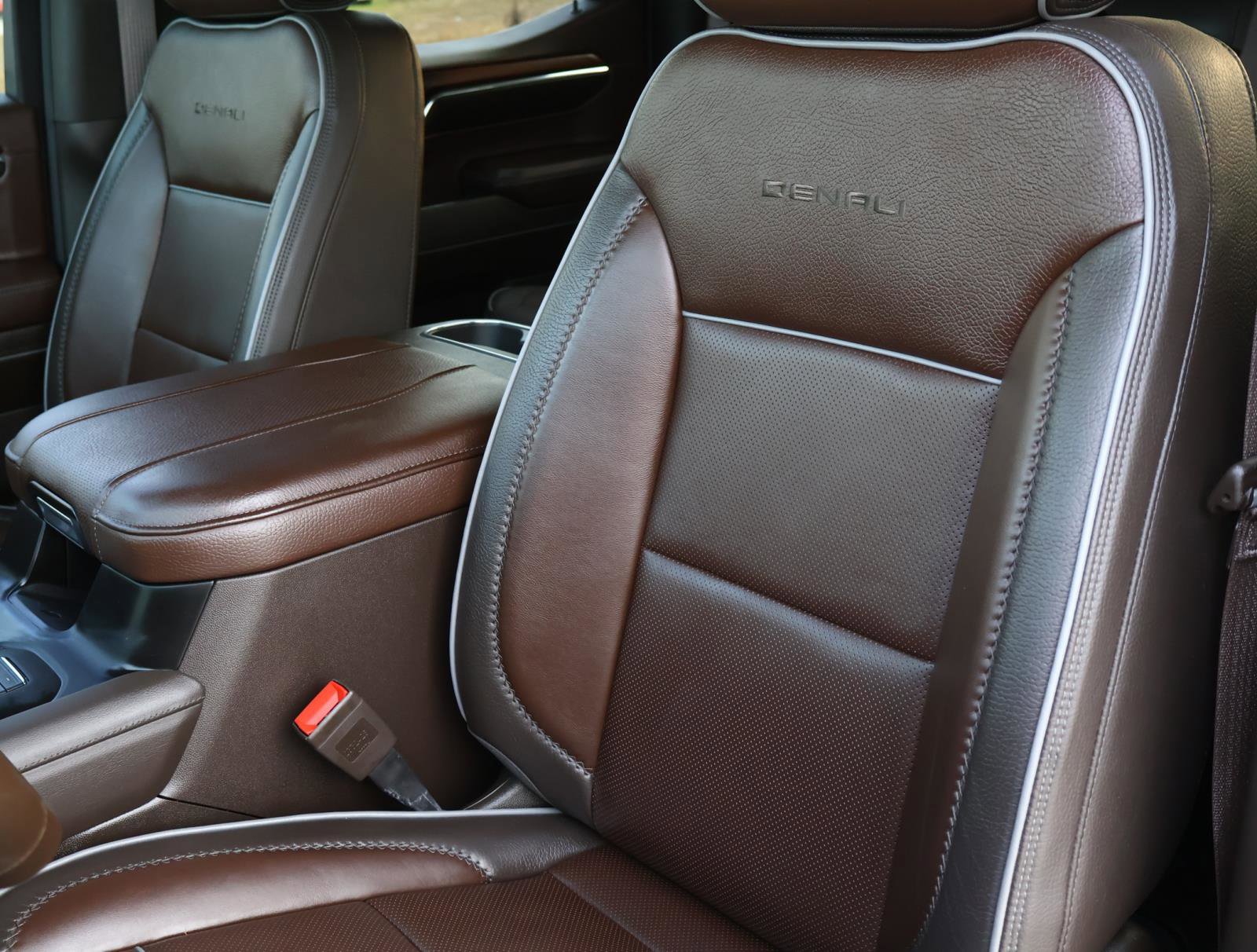 Used 2024 GMC Sierra 1500 Denali w/ Technology Package image 15