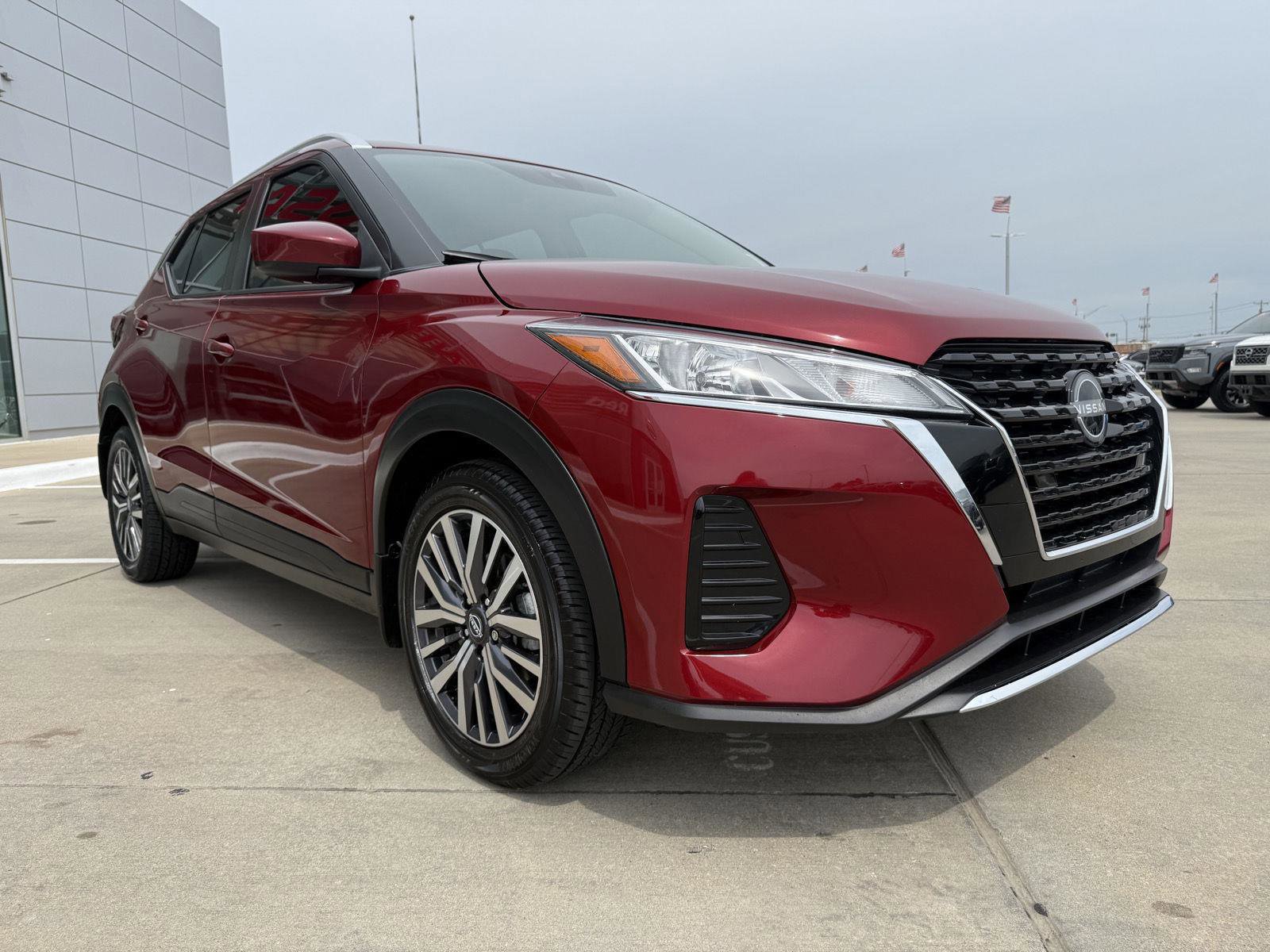 Used 2023 Nissan Kicks SV image 5