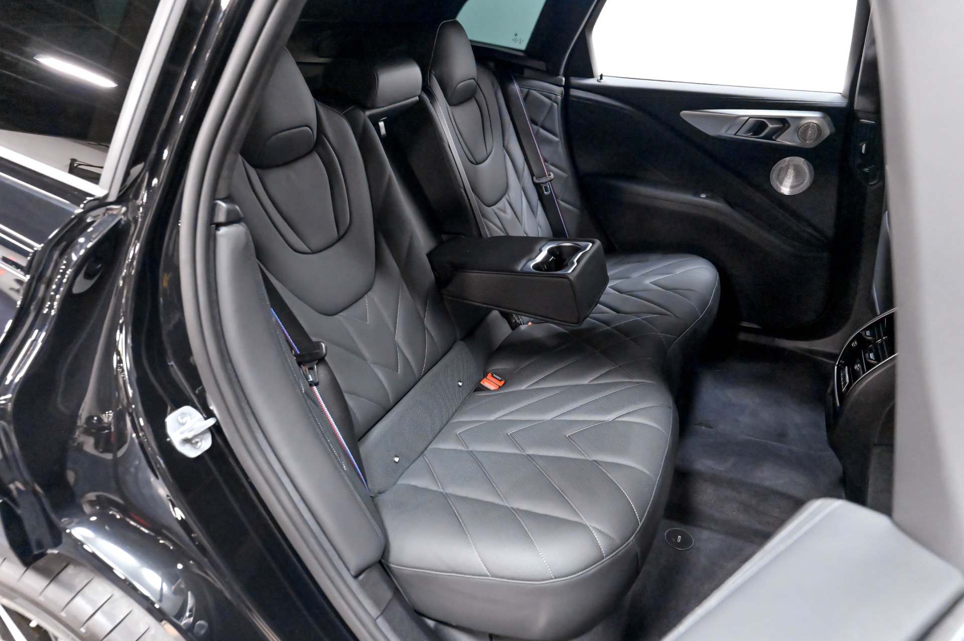Used 2023 BMW XM AWD/4WD image 31