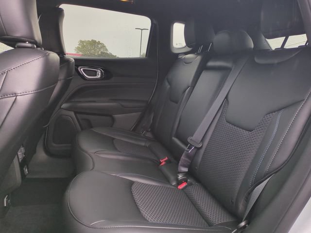 New 2026 Jeep Compass Latitude AWD/4WD image 14