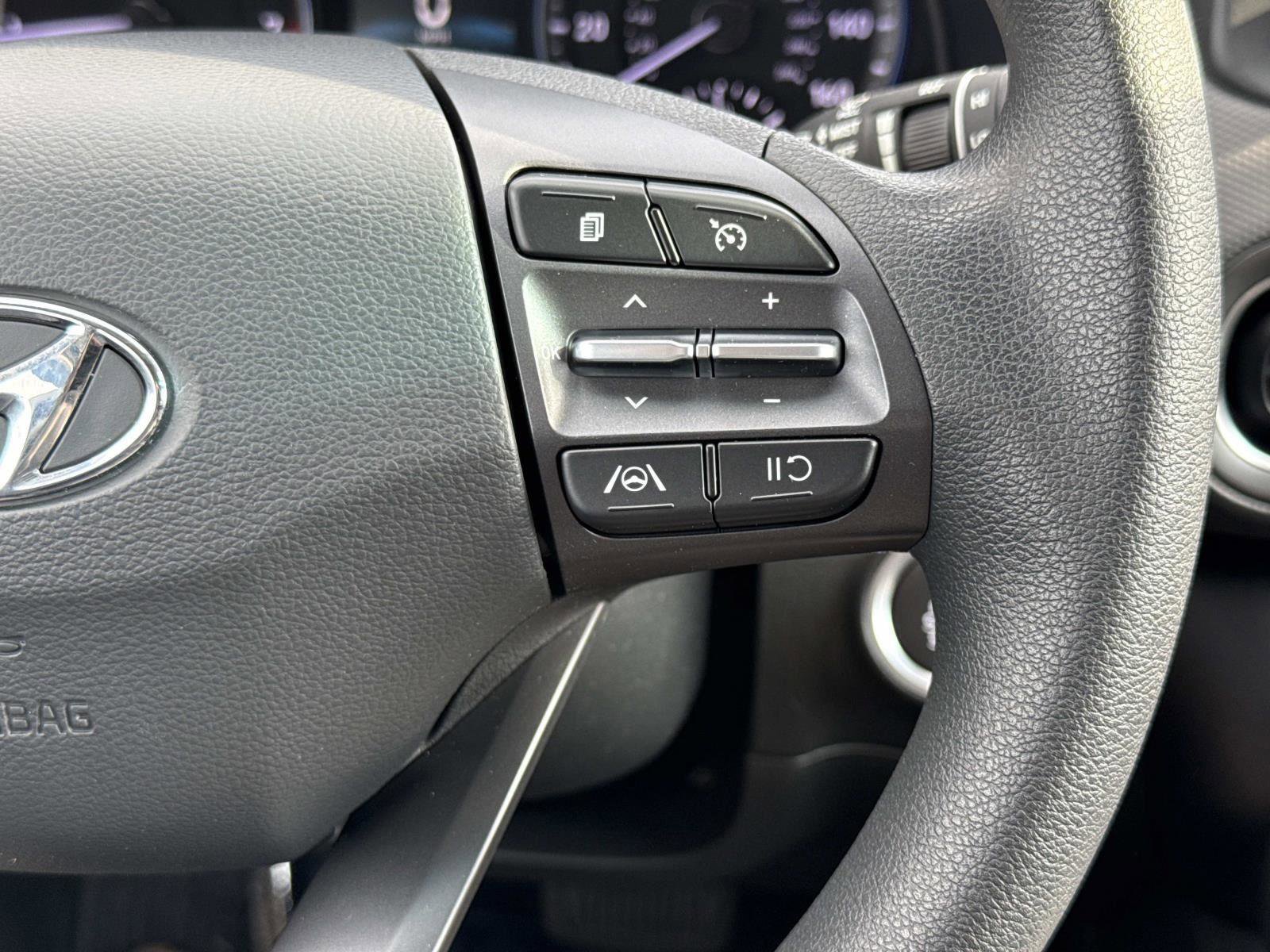 Certified 2023 Hyundai Kona SEL image 9