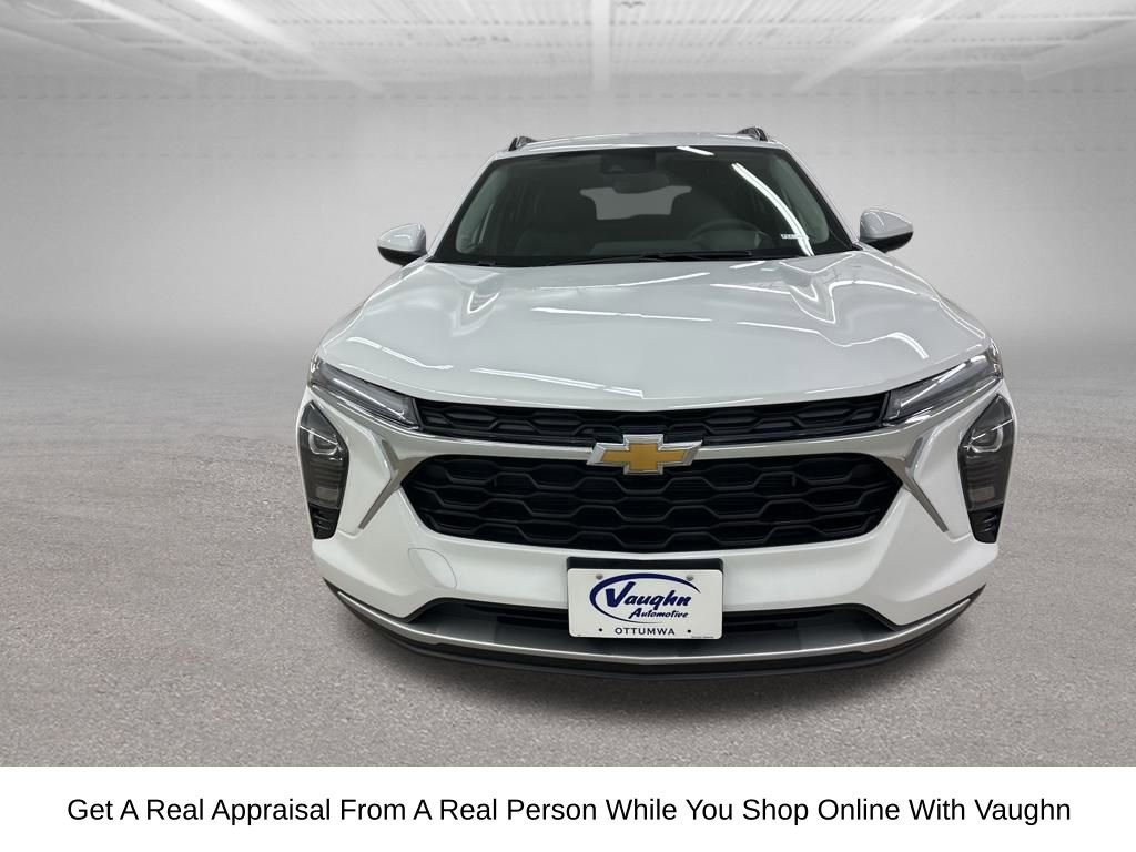 New 2026 Chevrolet Trax LT w/ Driver Confidence Package image 3