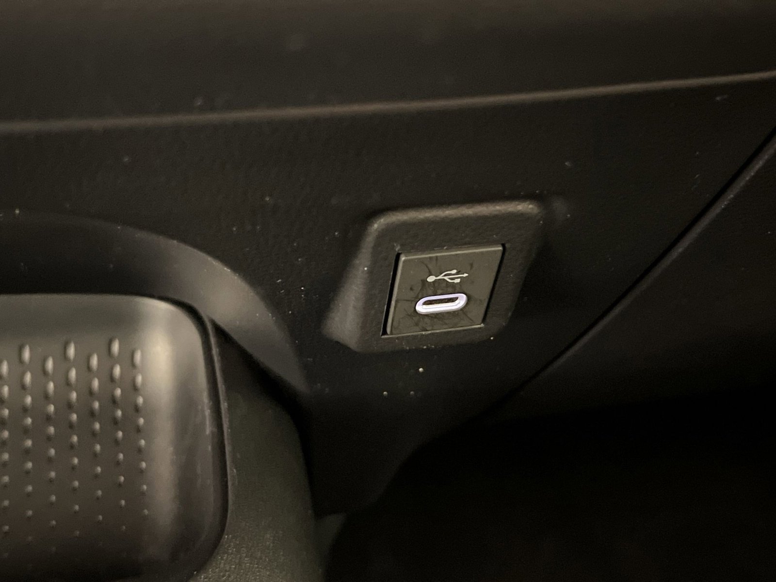 Used 2024 Toyota Corolla SE image 34