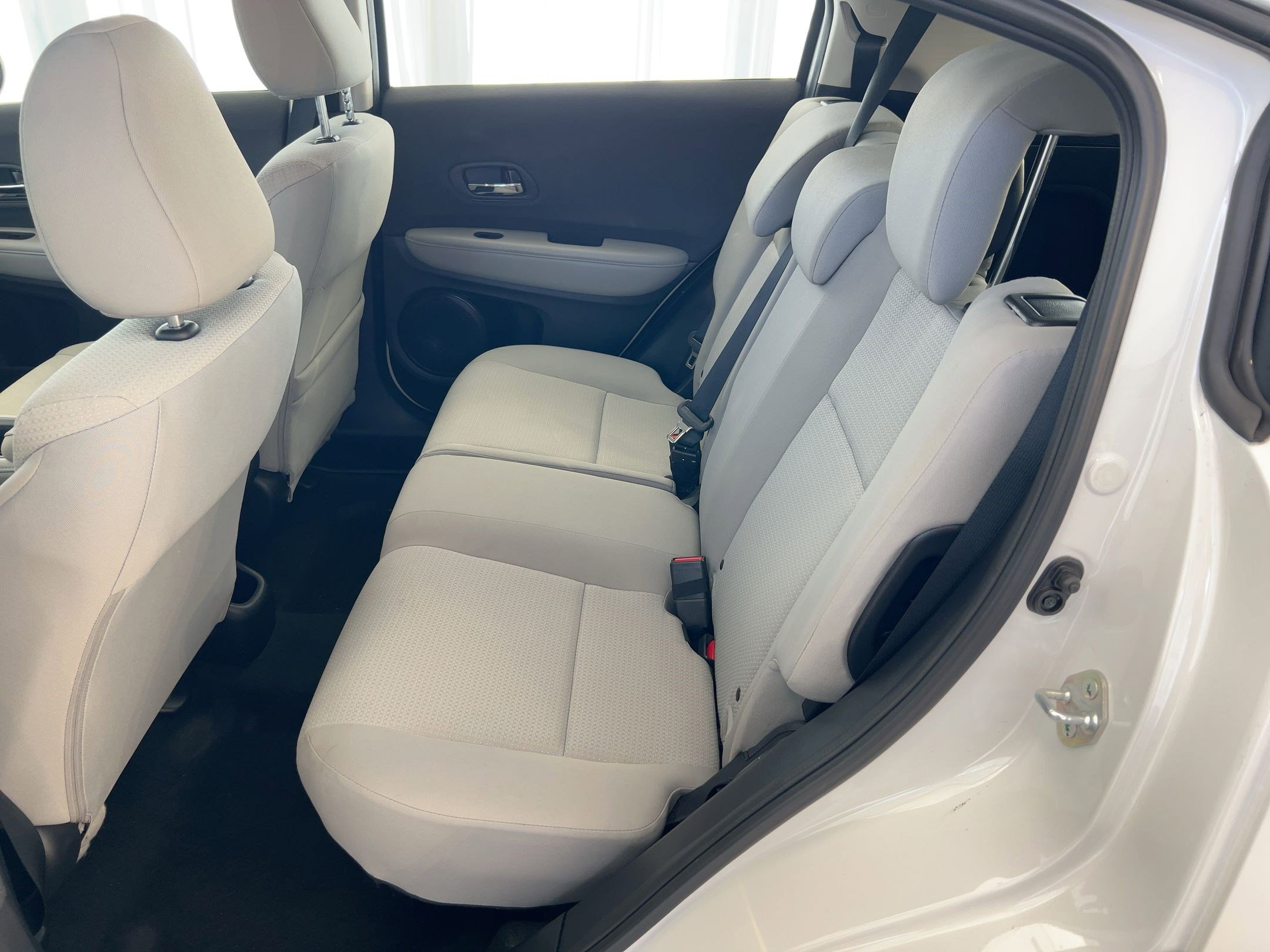 Used 2022 Honda HR-V LX image 15