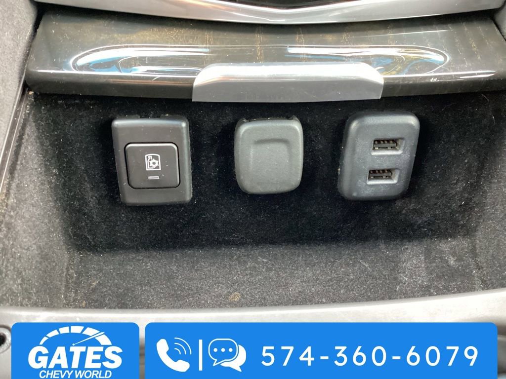Used 2019 Cadillac Escalade ESV Platinum image 30