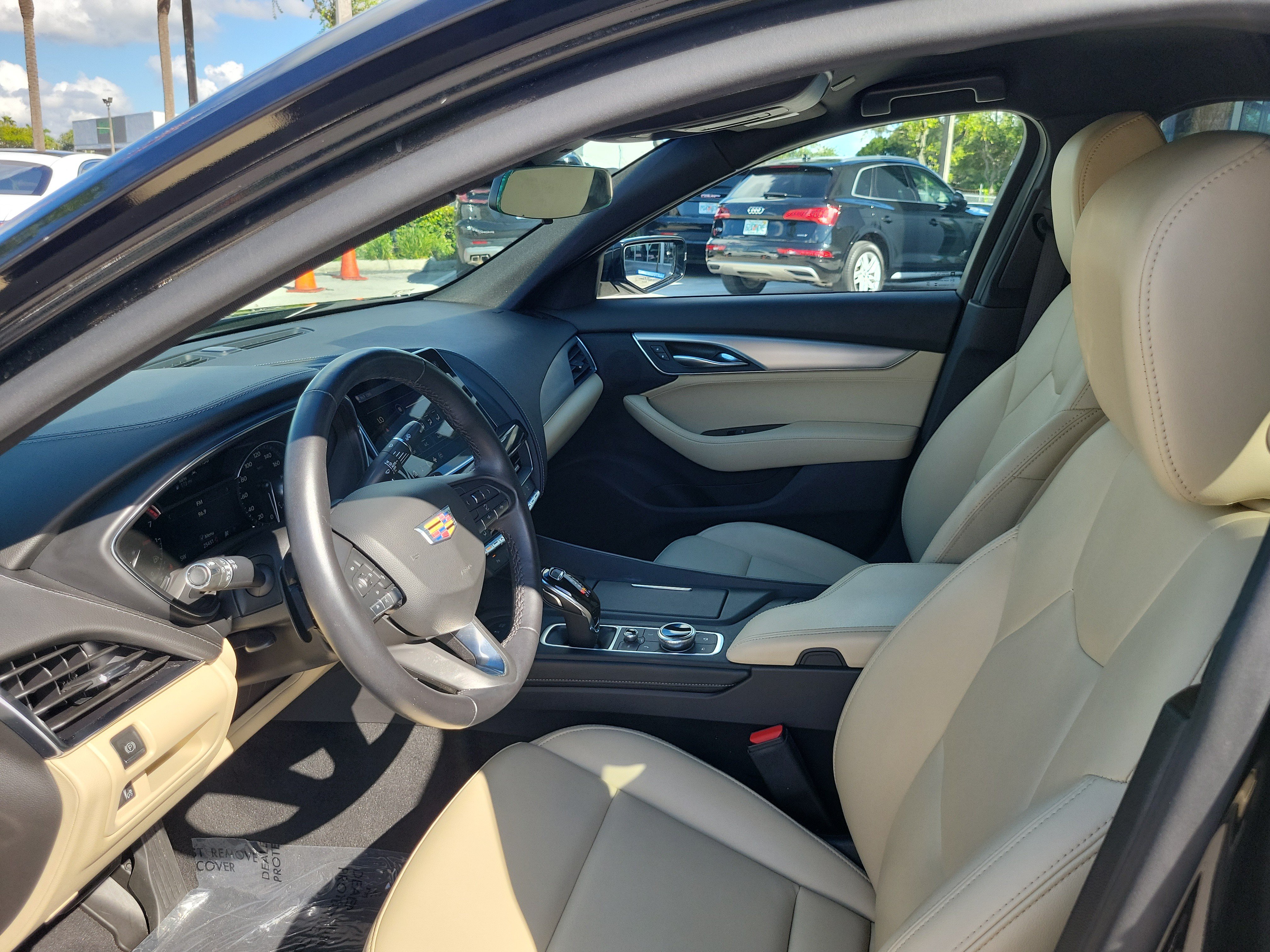 Used 2024 Cadillac CT5 Luxury RWD image 11