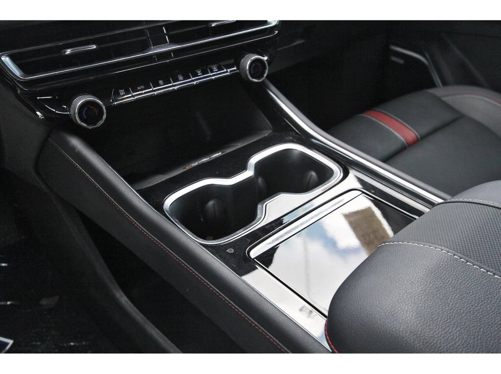 Used 2025 Chevrolet Traverse RS w/ LPO, Floor Liner Package FWD image 14
