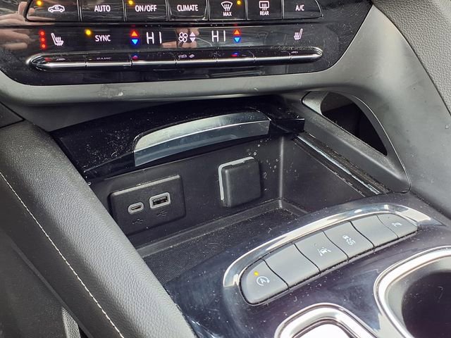 Used 2023 Buick Envision Preferred image 13