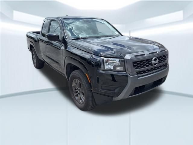 Used 2025 Nissan Frontier SV RWD image 12