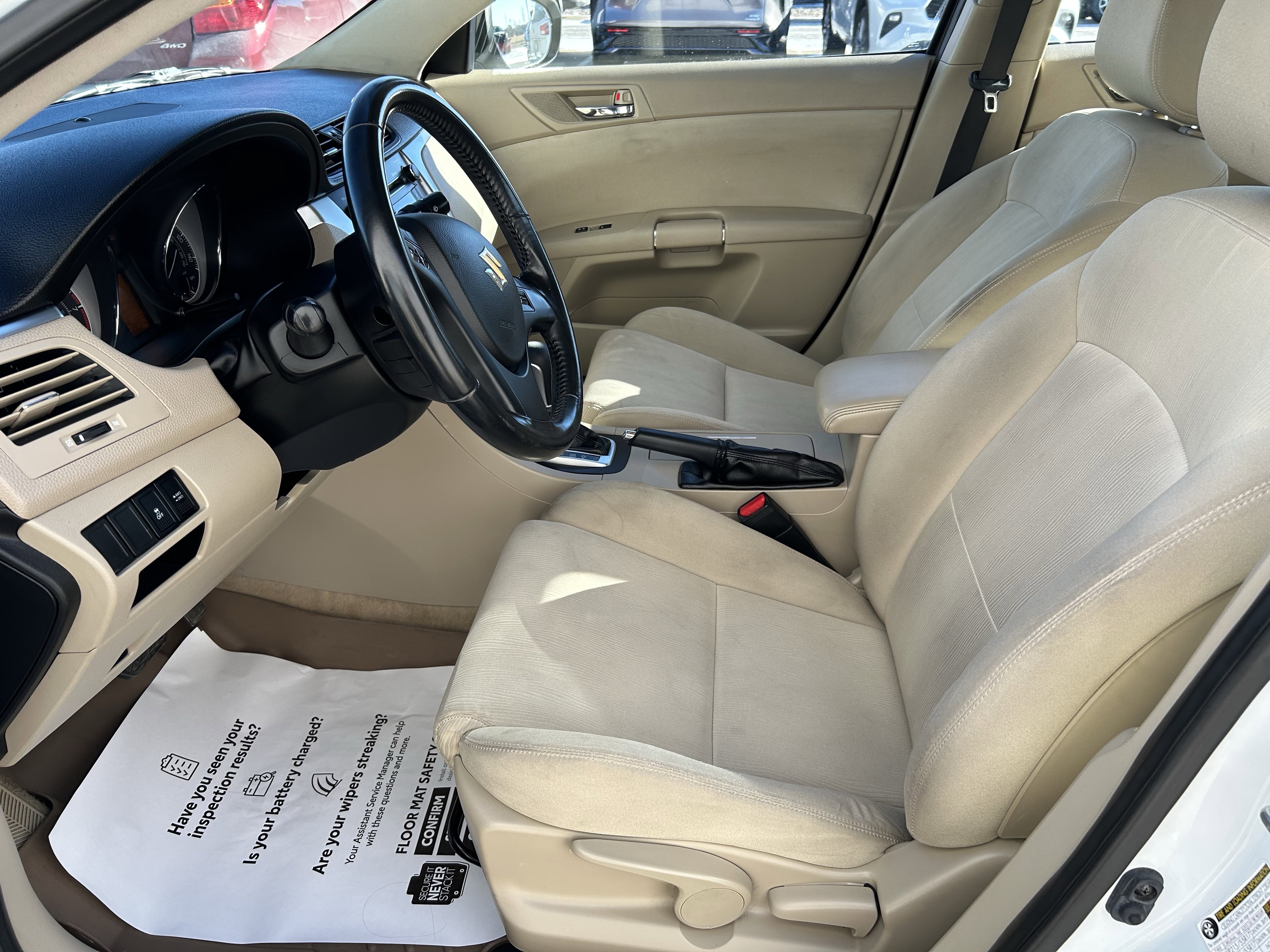 Used 2013 Suzuki Kizashi SE image 19