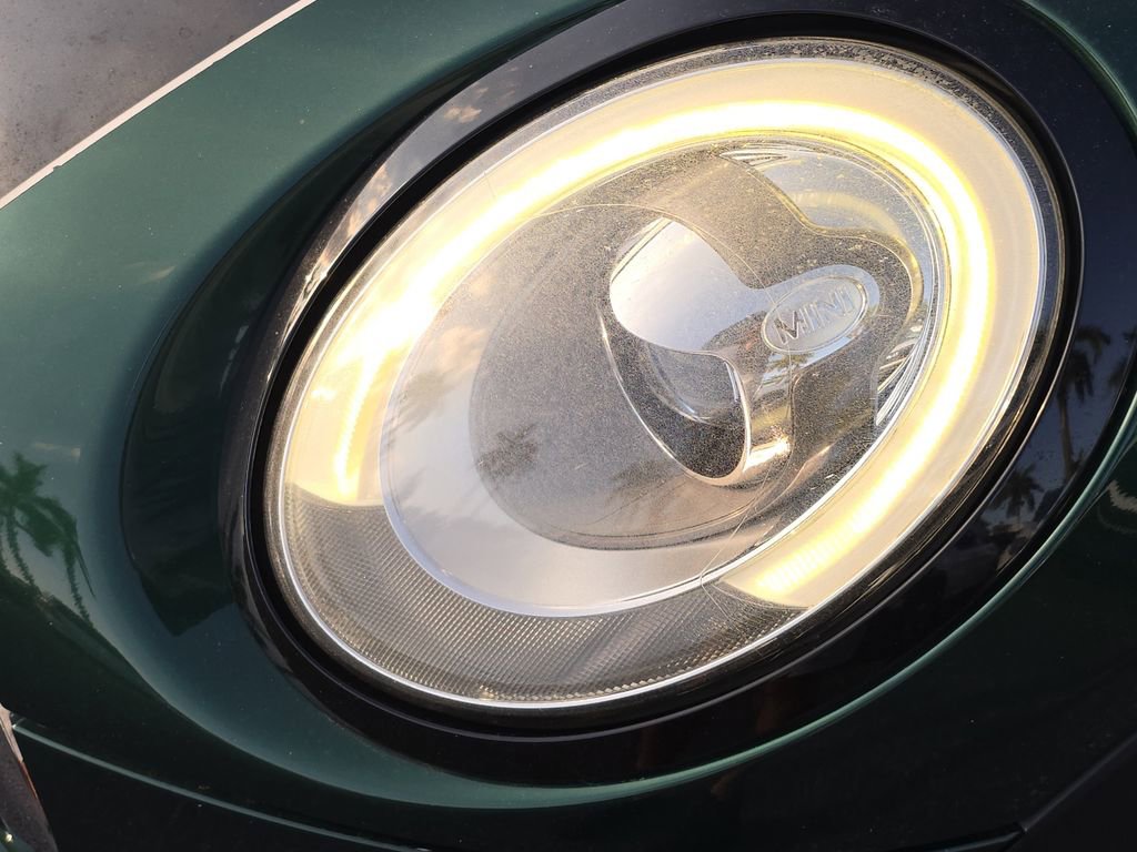 Used 2016 MINI Cooper 2-Door Hardtop image 10