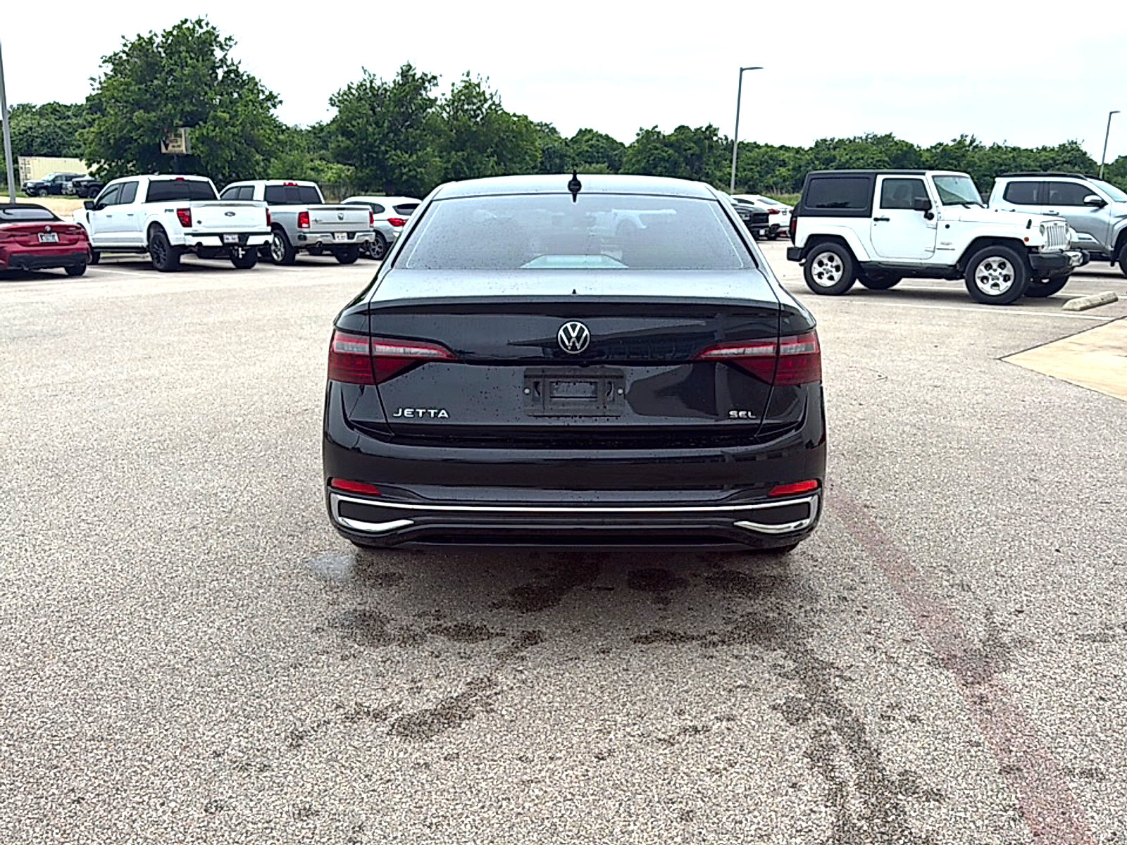 Used 2024 Volkswagen Jetta SEL FWD image 6