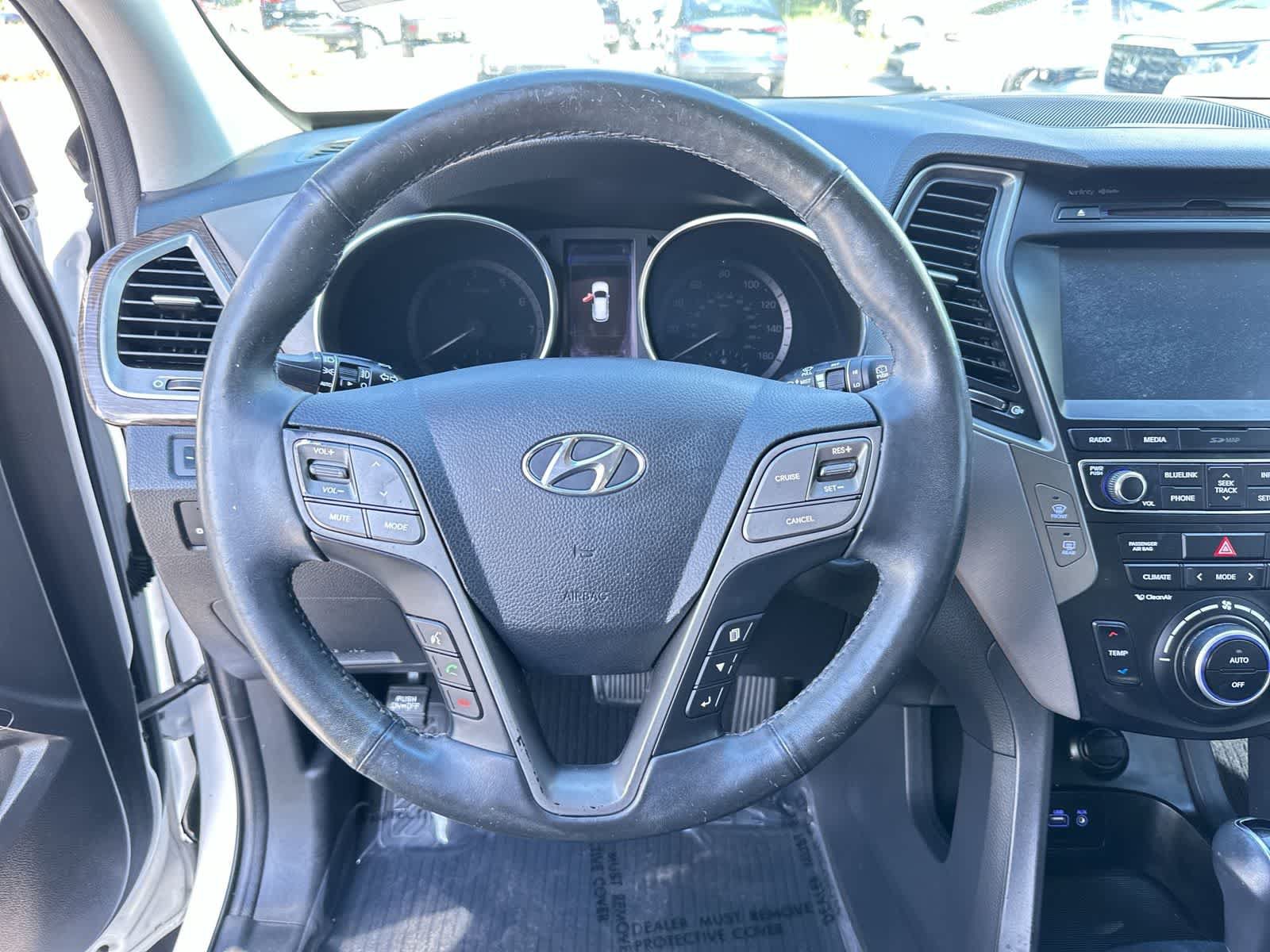 Used 2017 Hyundai Santa Fe Sport w/ 2.4L Tech Package 04 FWD image 18